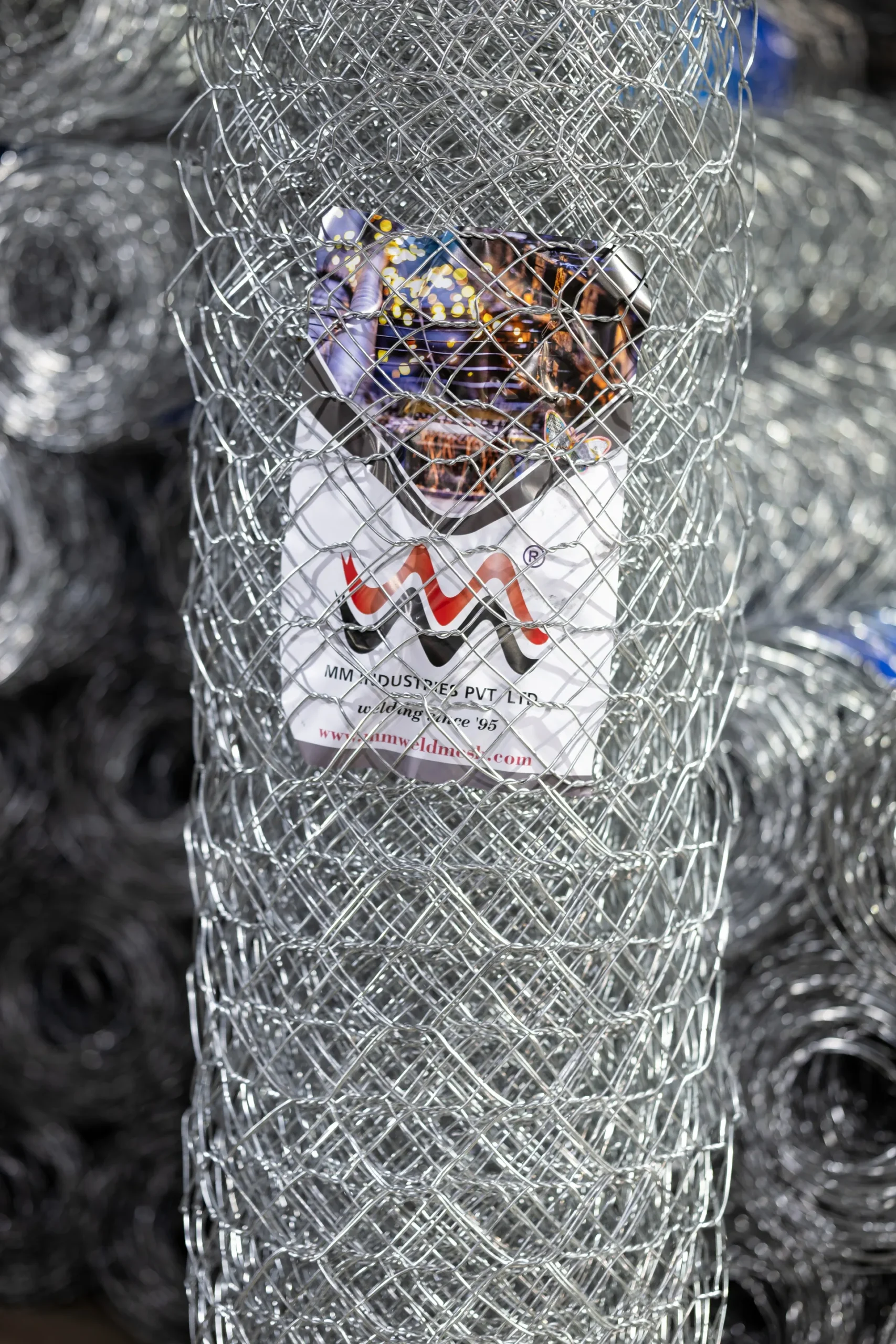 Double Twisted Mesh